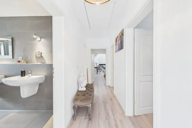 Groot vrijstaande villa — foto 19